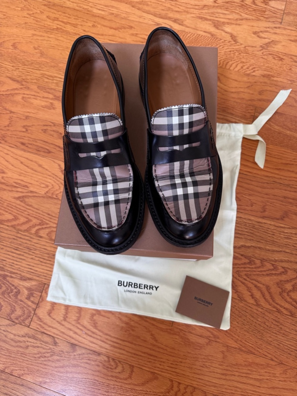 Burberry Black Leather Loafers with Signature Beige Plaid - Men